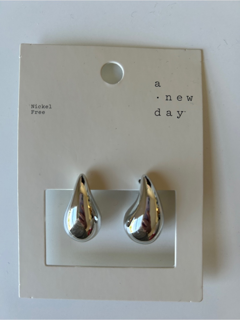 Silver droplet earrings